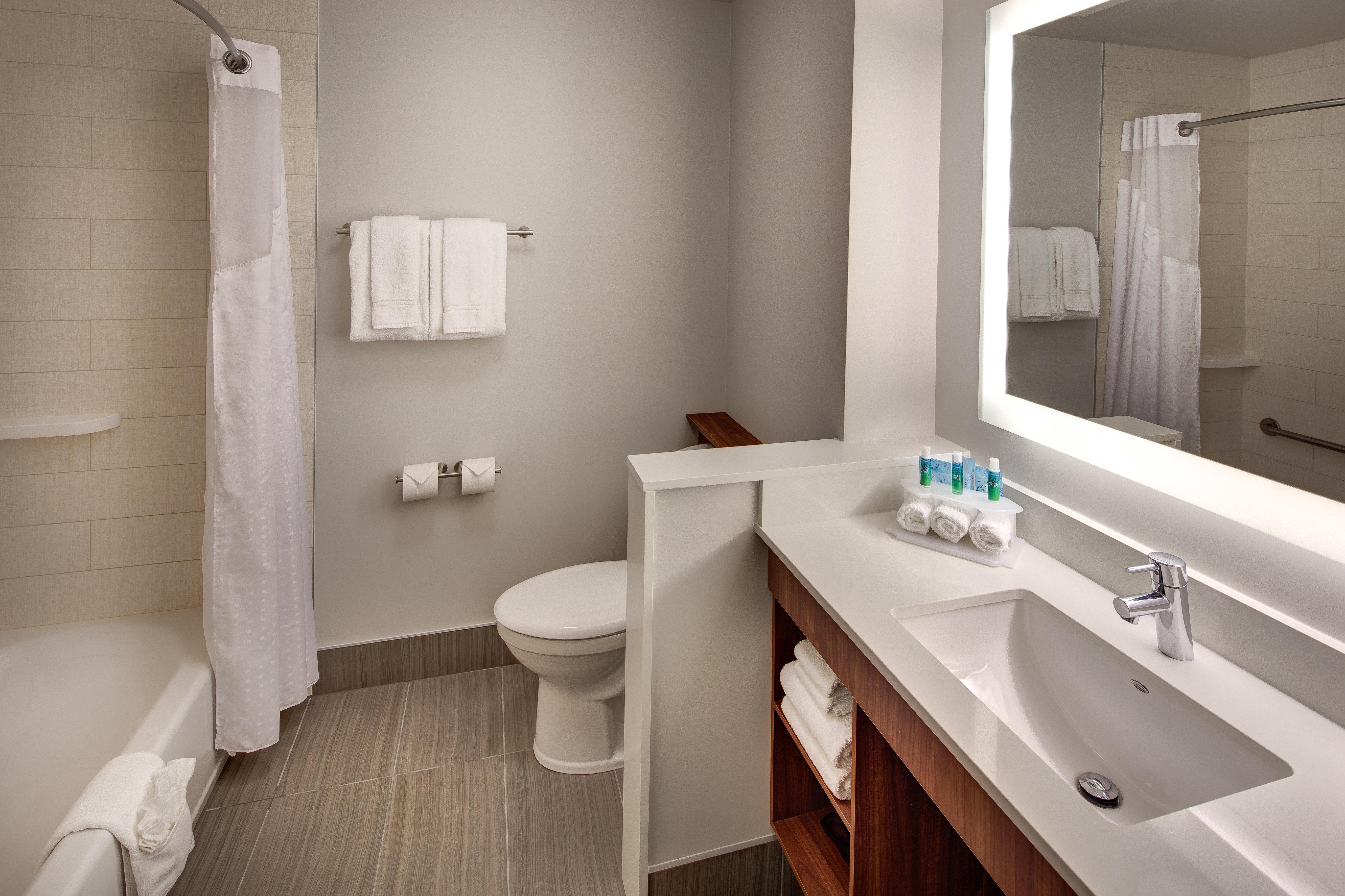 Holiday Inn Express & Suites Terrace By Ihg Exteriér fotografie