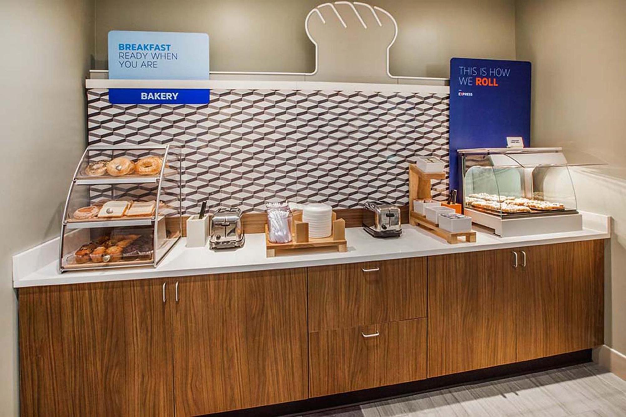 Holiday Inn Express & Suites Terrace By Ihg Exteriér fotografie